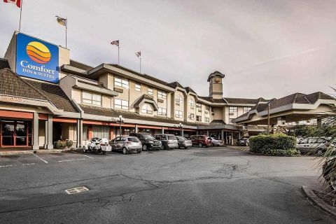 Comfort Inn Suites Victoria Lodgelink